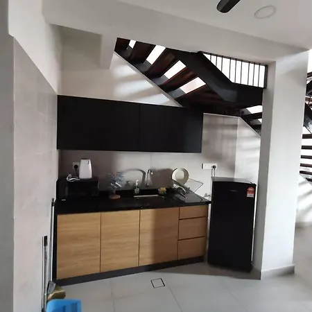 Lakeview Duplex Apartment Free Wifi And Netflix Cyberjaya Exterior photo